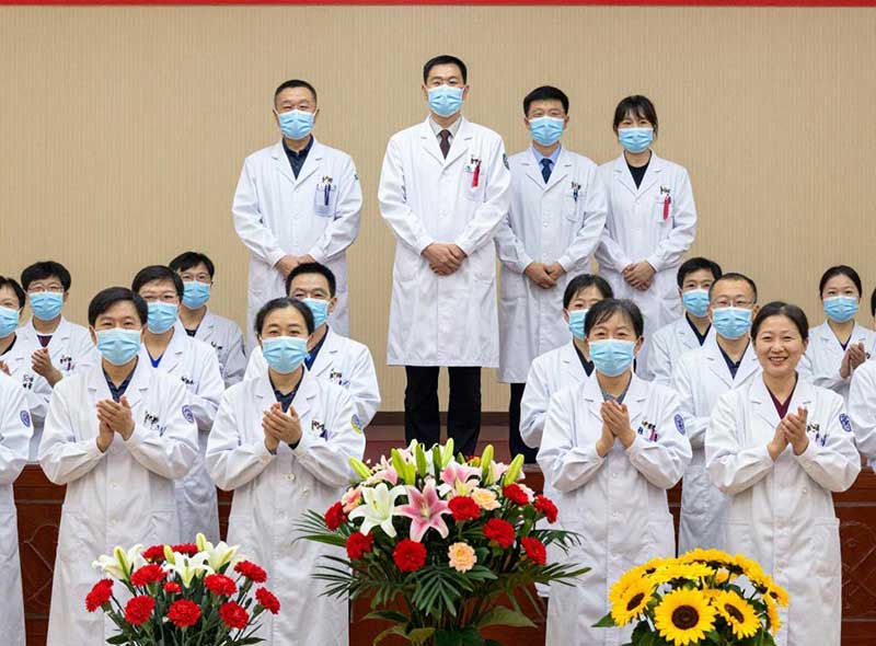我院开展医师节庆祝暨优秀医师表彰活动