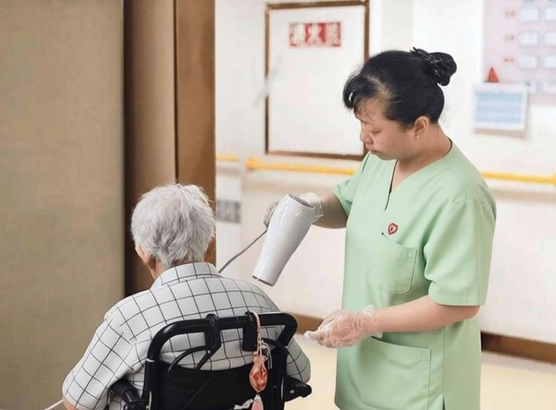 养老日常贴心照料